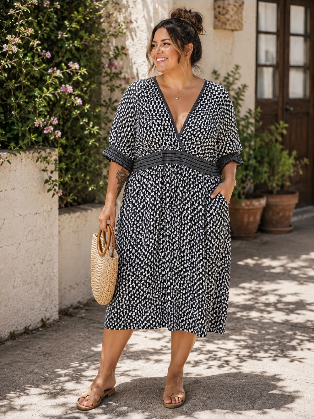 Max Studio Black and White Printed V-Neck Midi Dress